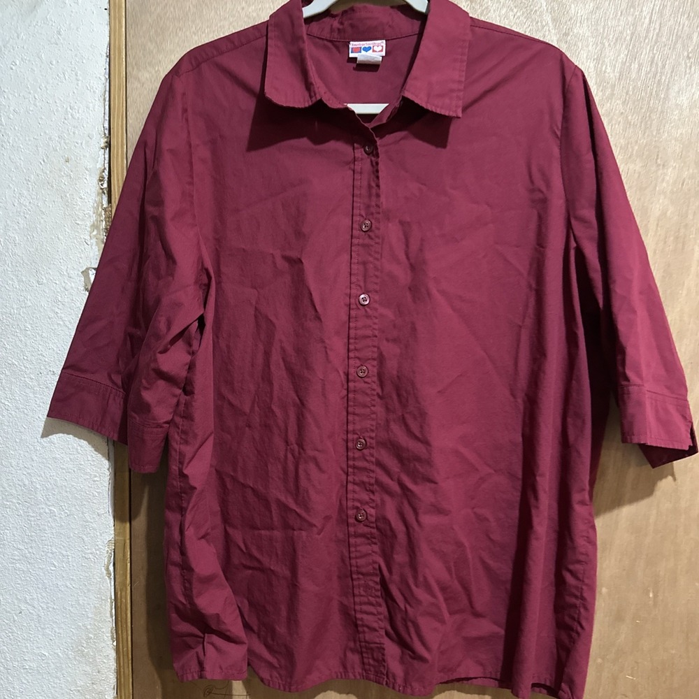 American Sweetheart WOMENS Burgandy Button-up Shirt Size XL Short Sleeve